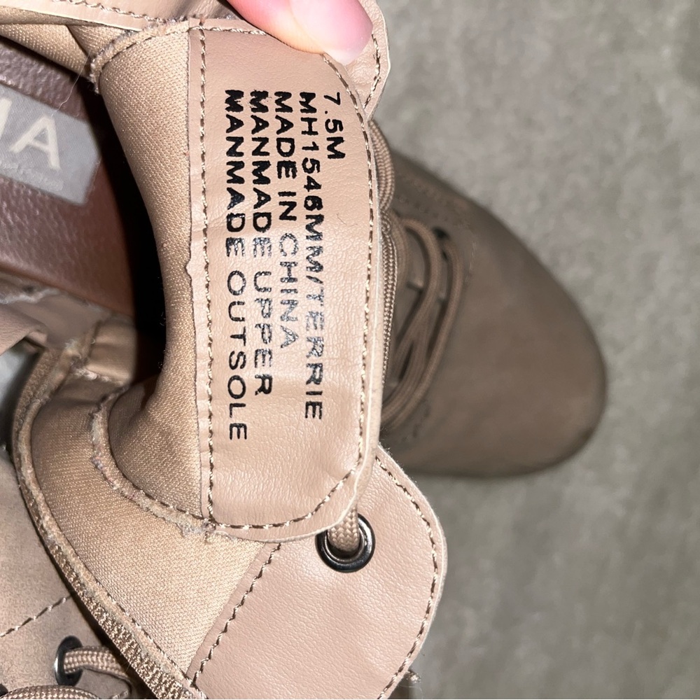 Boots - Picture 2 of 2